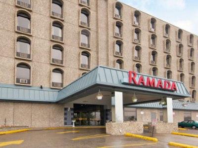 Ramada By Wyndham Saskatoon Otel Dış mekan fotoğraf